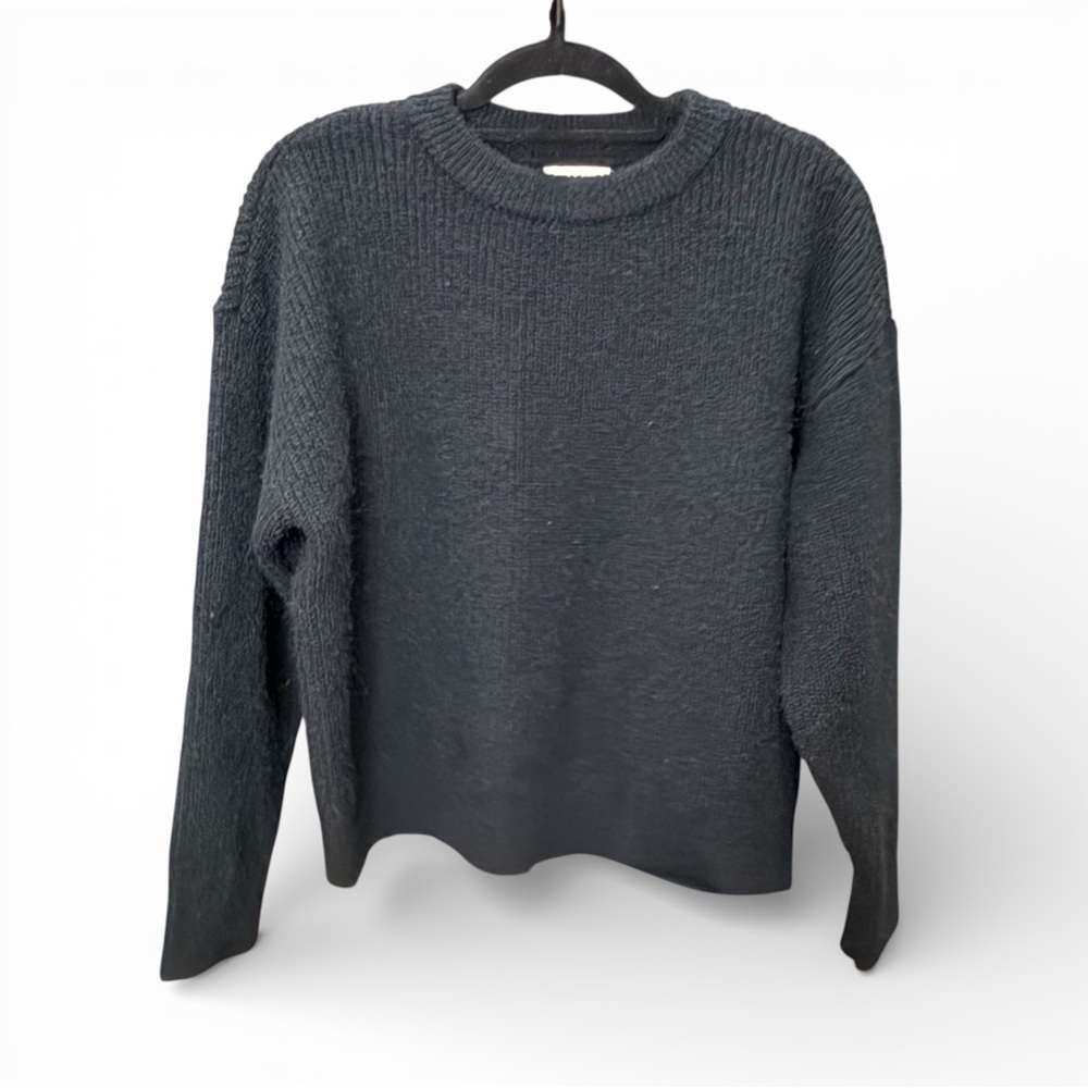 On 34th Chunky Black Crewneck Sweater Size Medium